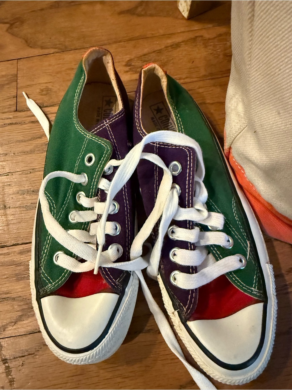 Vintage Converse Low Top Canvas Sneakers — Men’s 5 or Women’s 7